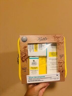 Kiehl's Since 1851 Ditch The Zituation Gift Set  New